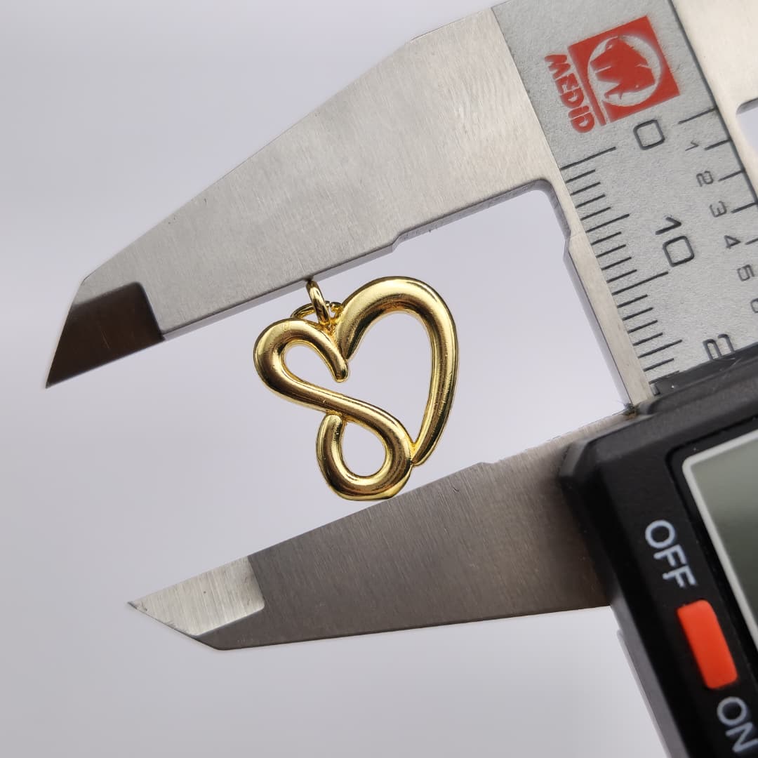 ORO CHINO DIJE CORAZON DE INFINITO 3