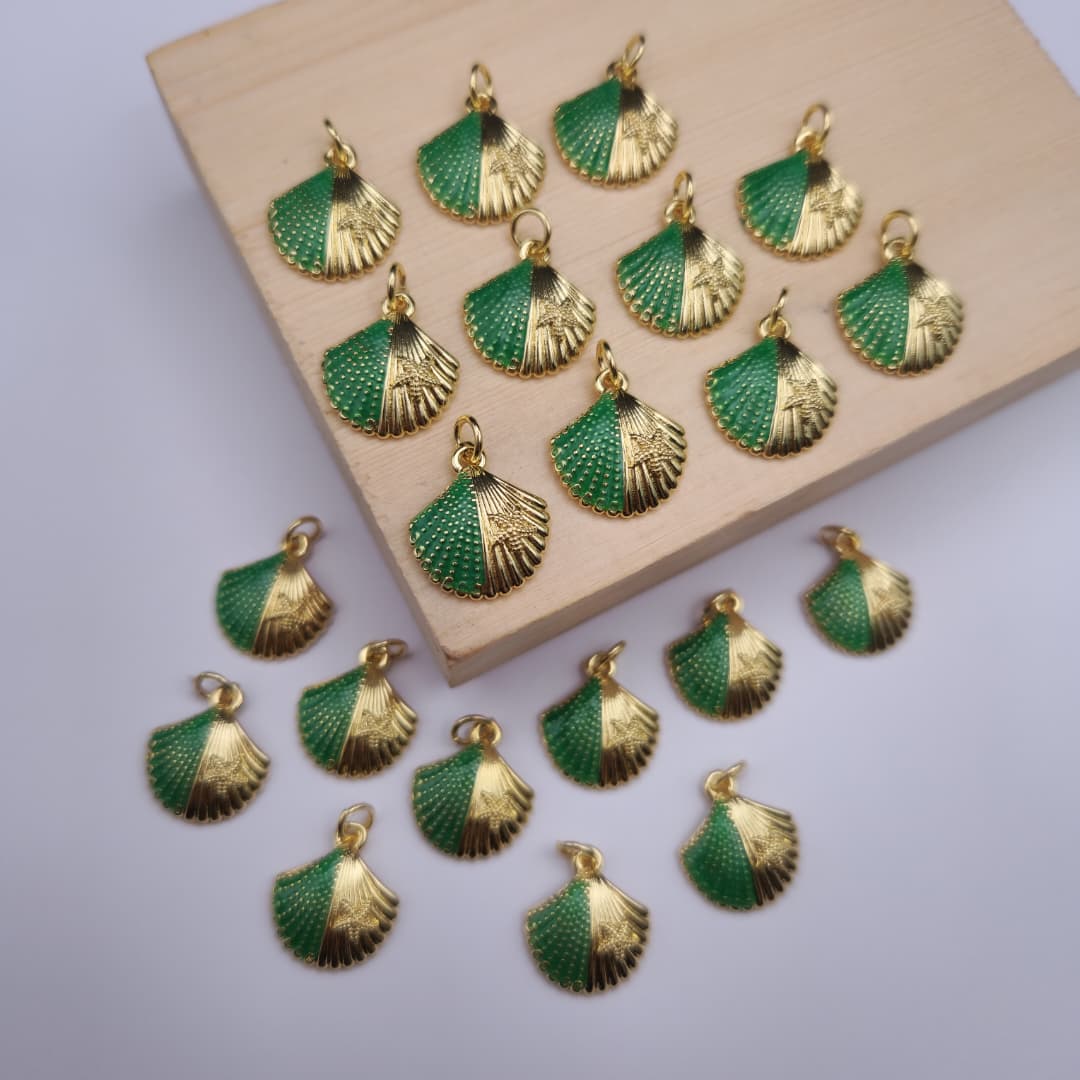 DIJE ORO CHINO OSTRA VERDE 4