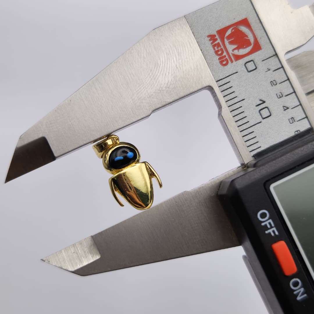 DIJE ORO CHINO EVA DE WALL E 3