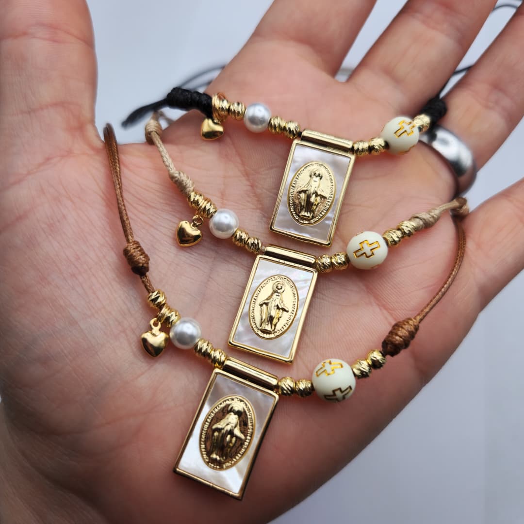 COLLAR PIEL DE SERPIENTE CON VIRGEN
