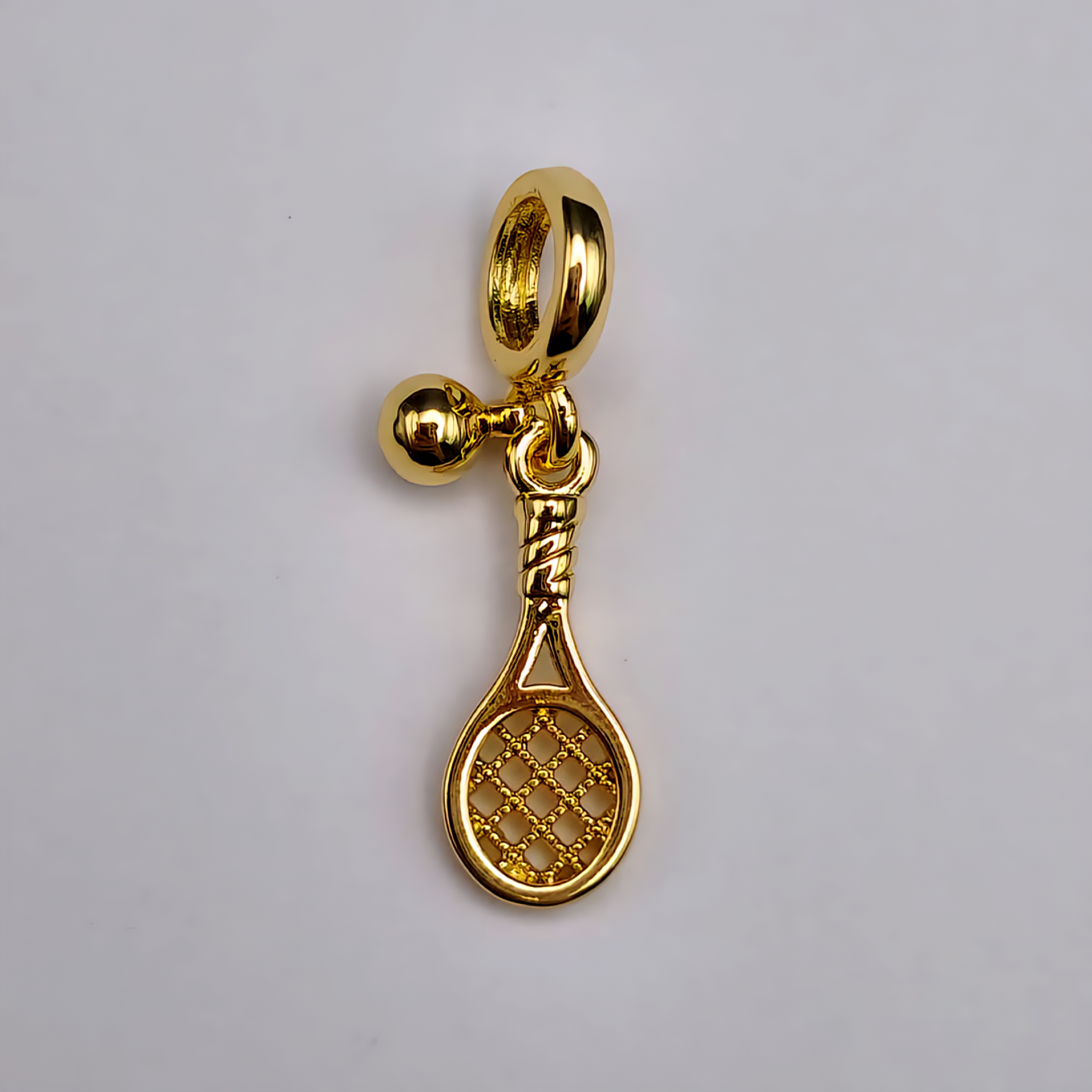 ORO CHINO DIJE RAQUETA CON PELOTA Y ARO GRANDE