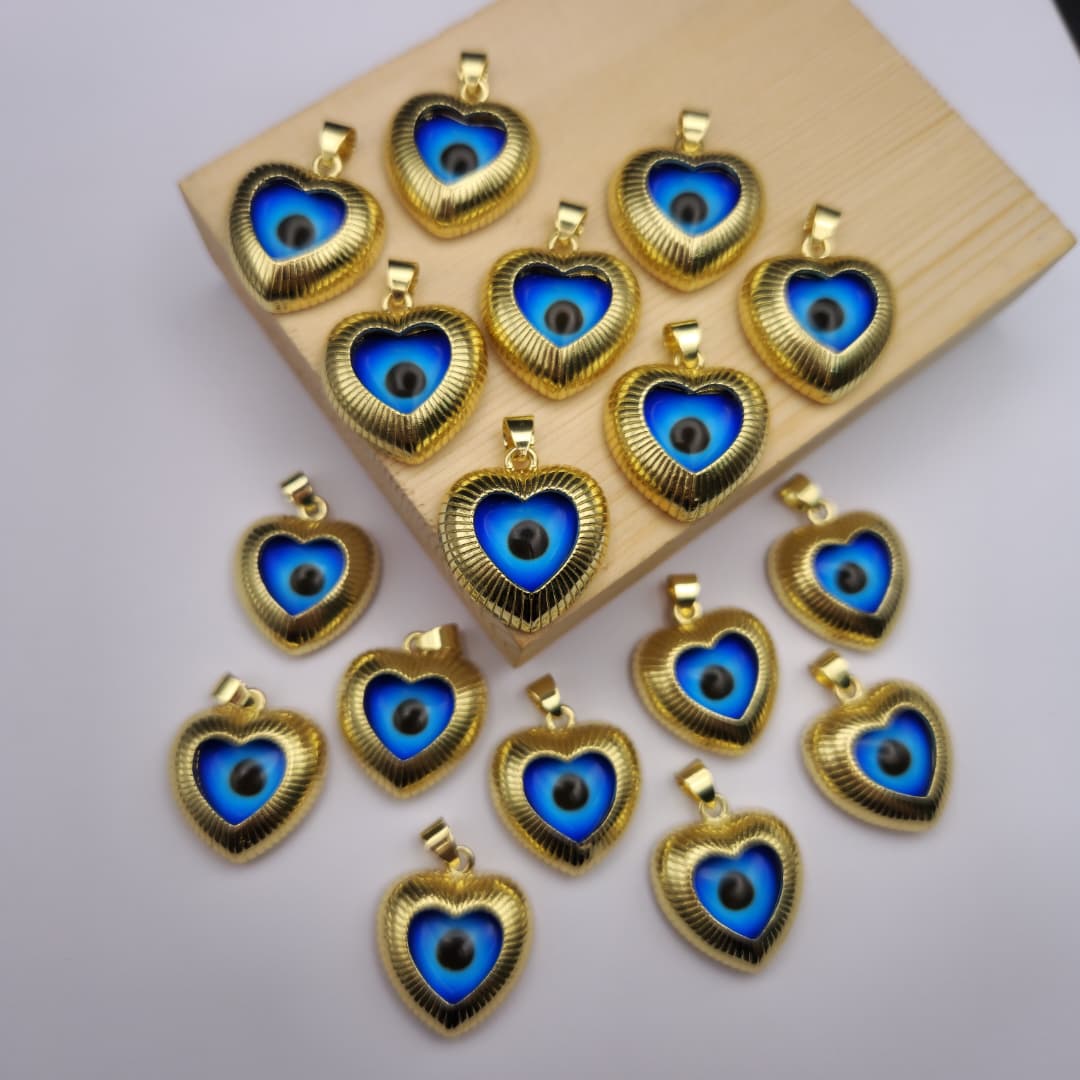 OJO TURCO DORADO DE CORAZON CON AZUL 22MM 4