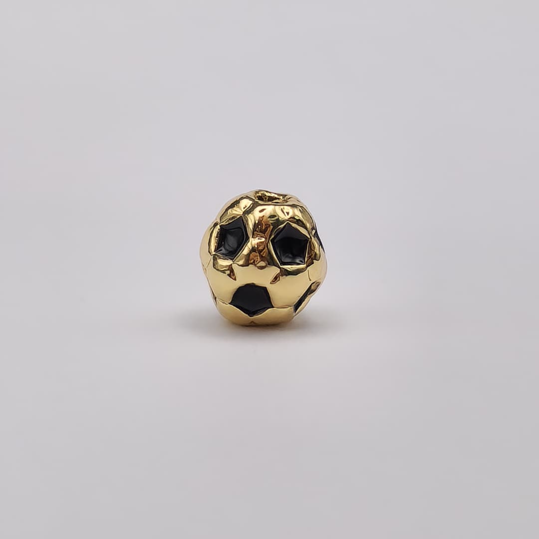 ORO CHINO PASADOR PELOTA 8MM NEGRA