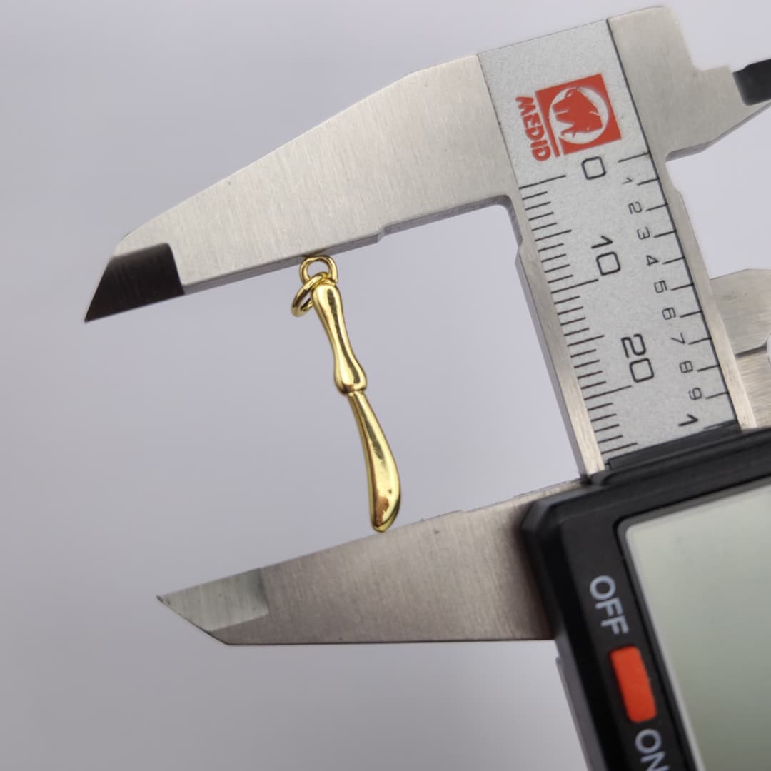 DIJE DE ORO CHINO CUCHILLO DE MANTEQUILLA 3