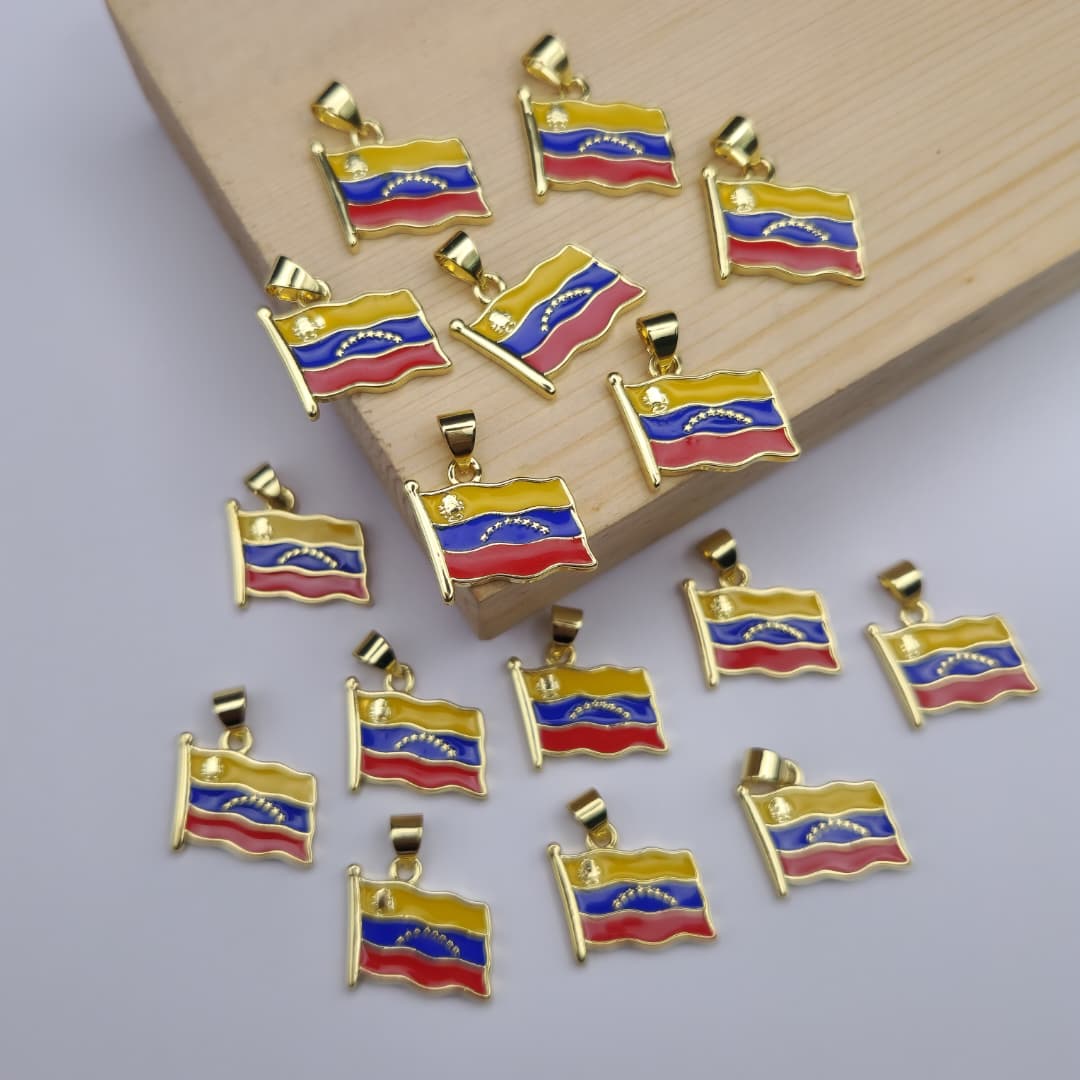 ORO CHINO BANDERA DE VENEZUELA ONDEADA 4