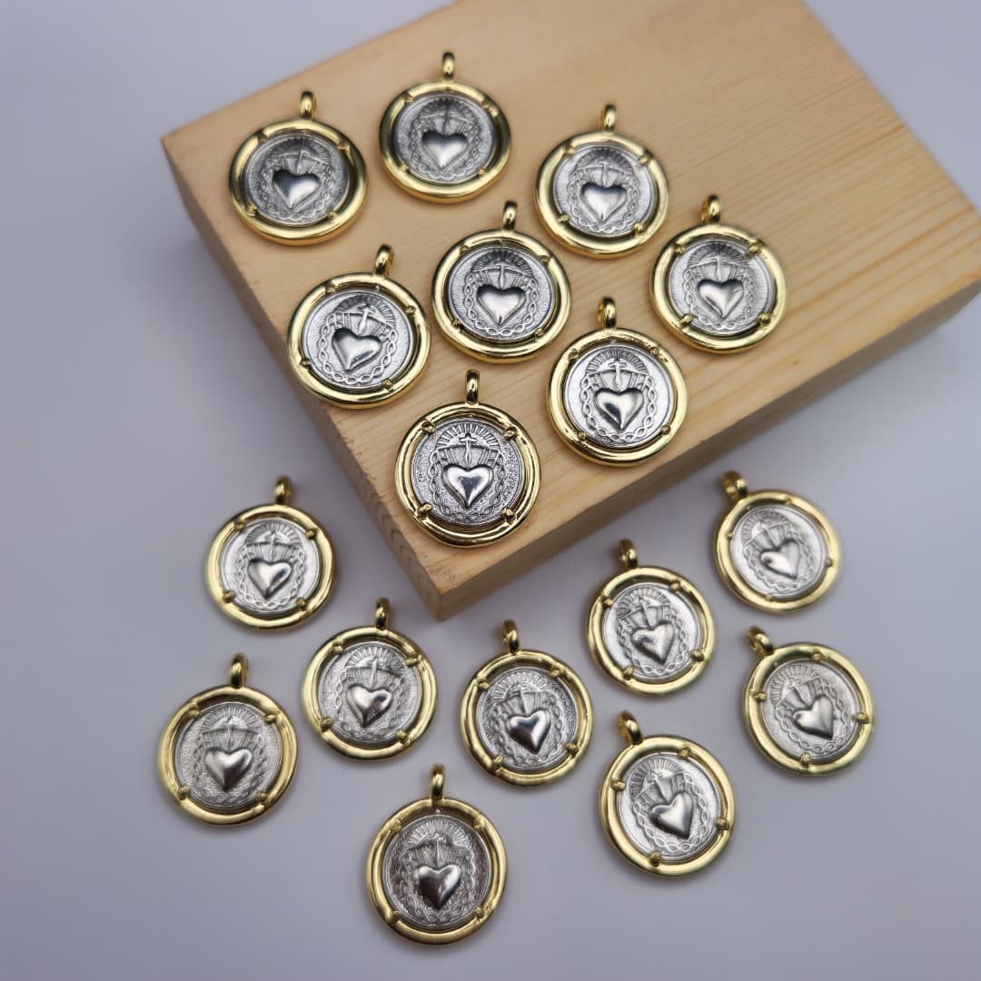 ORO CHINO MEDALLA SAGRADO CORAZON CON PLATEADO 4