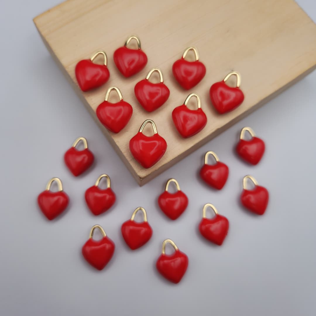 DIJE ORO CHINO CORAZON ROJO 4