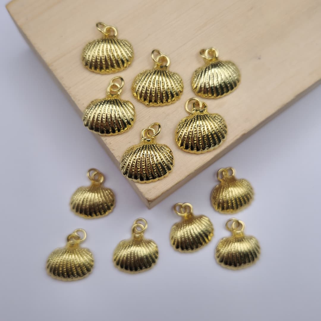 DIJE DE ORO CHINO ALMEJA 4