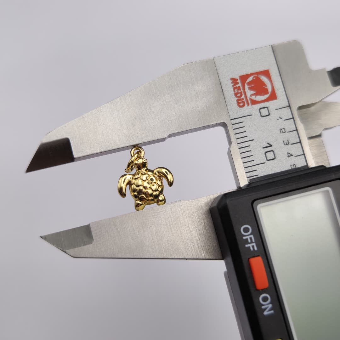 DIJE DE ORO CHINO TORTUGA PEQUEÑA 3