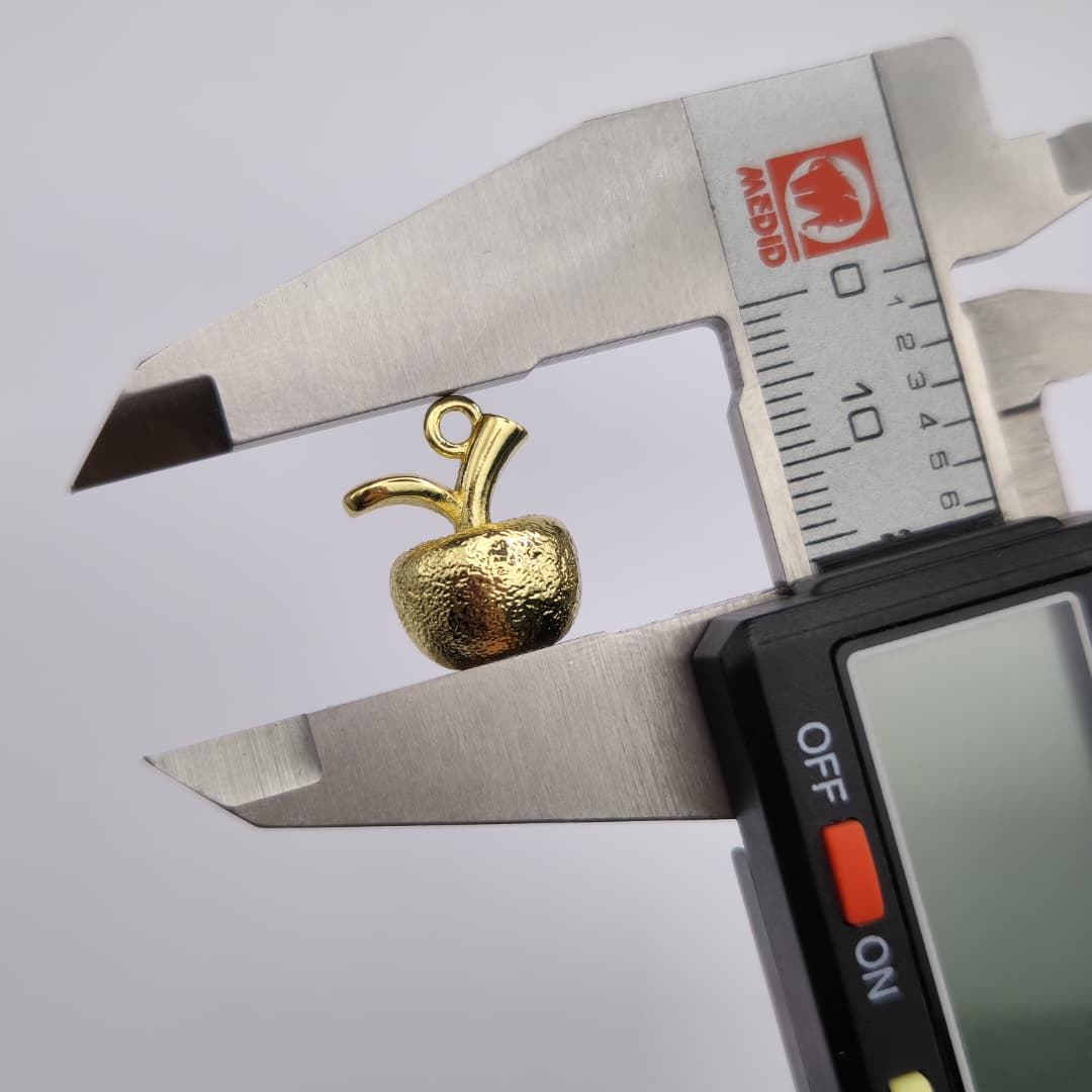 ORO CHINO DIJE MANZANA DORADO 3