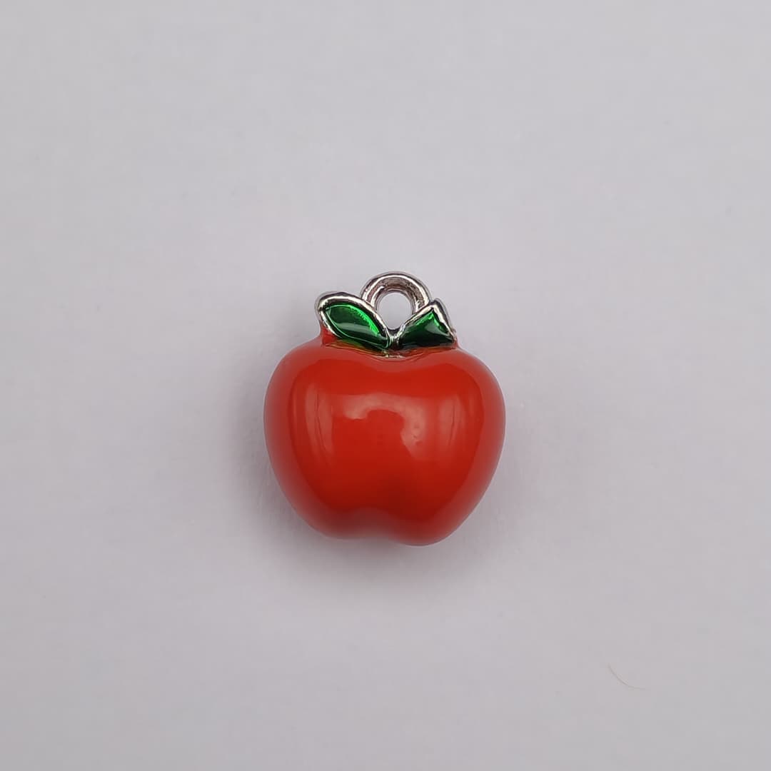 ORO CHINO DIJE MANZANA ROJA CON COLGANTE PLATEADO