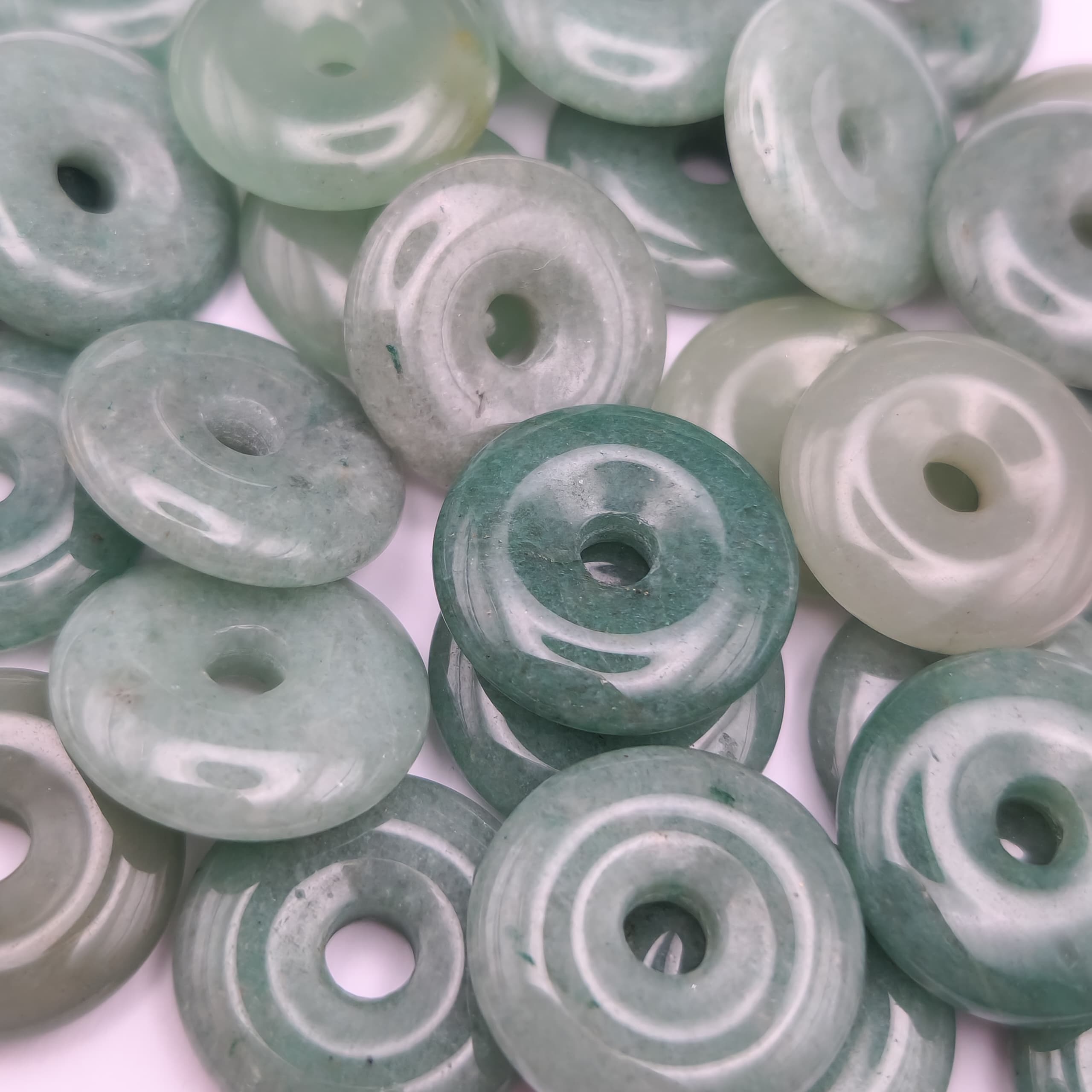PIEDRA JADE TIPO DONA 20MM