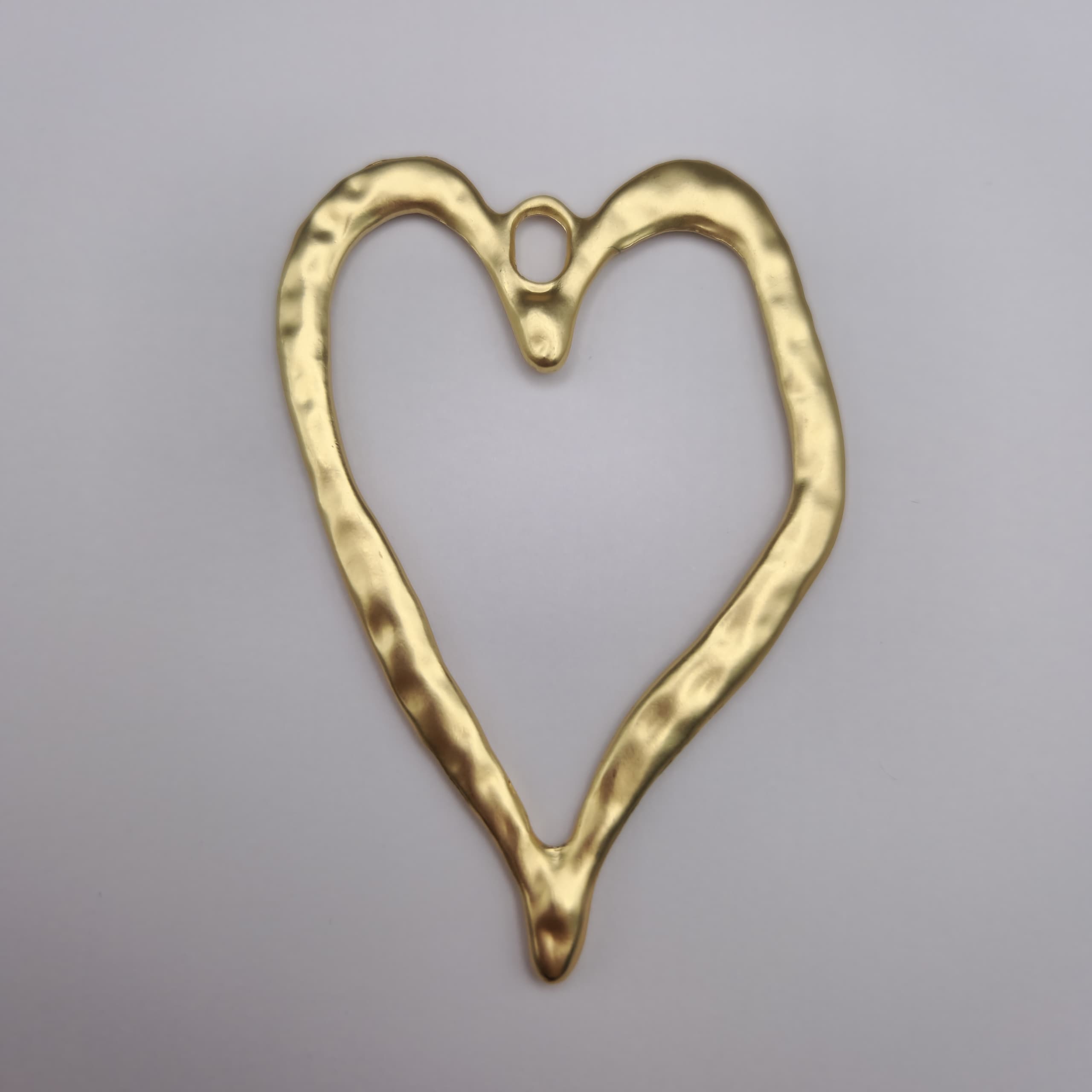 ORO CHINO DIJE CORAZON CALADO GRANDE