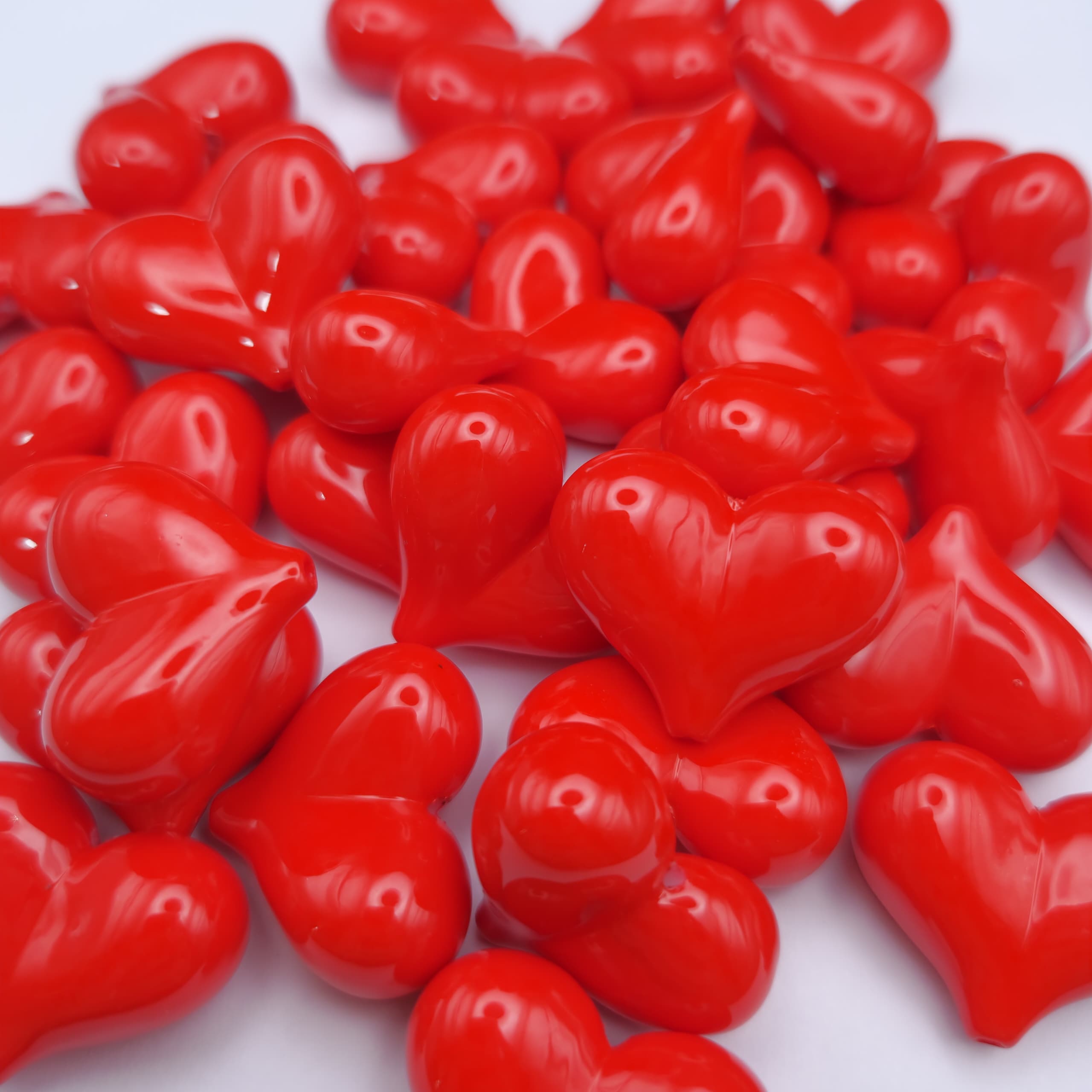BOLSA 3 UND CORAZON ROJO 28MM