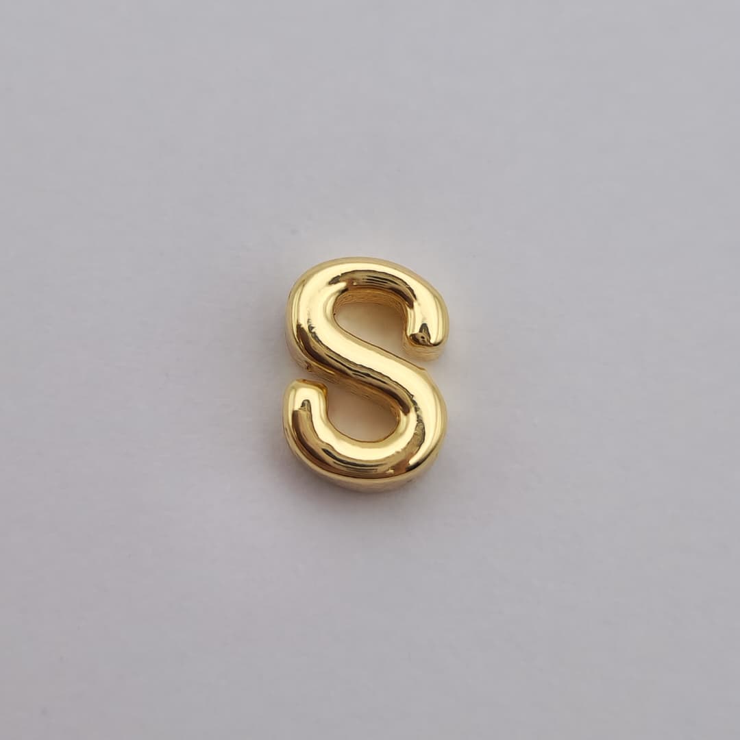 ORO CHINO LETRA (S) PASADOR MINI