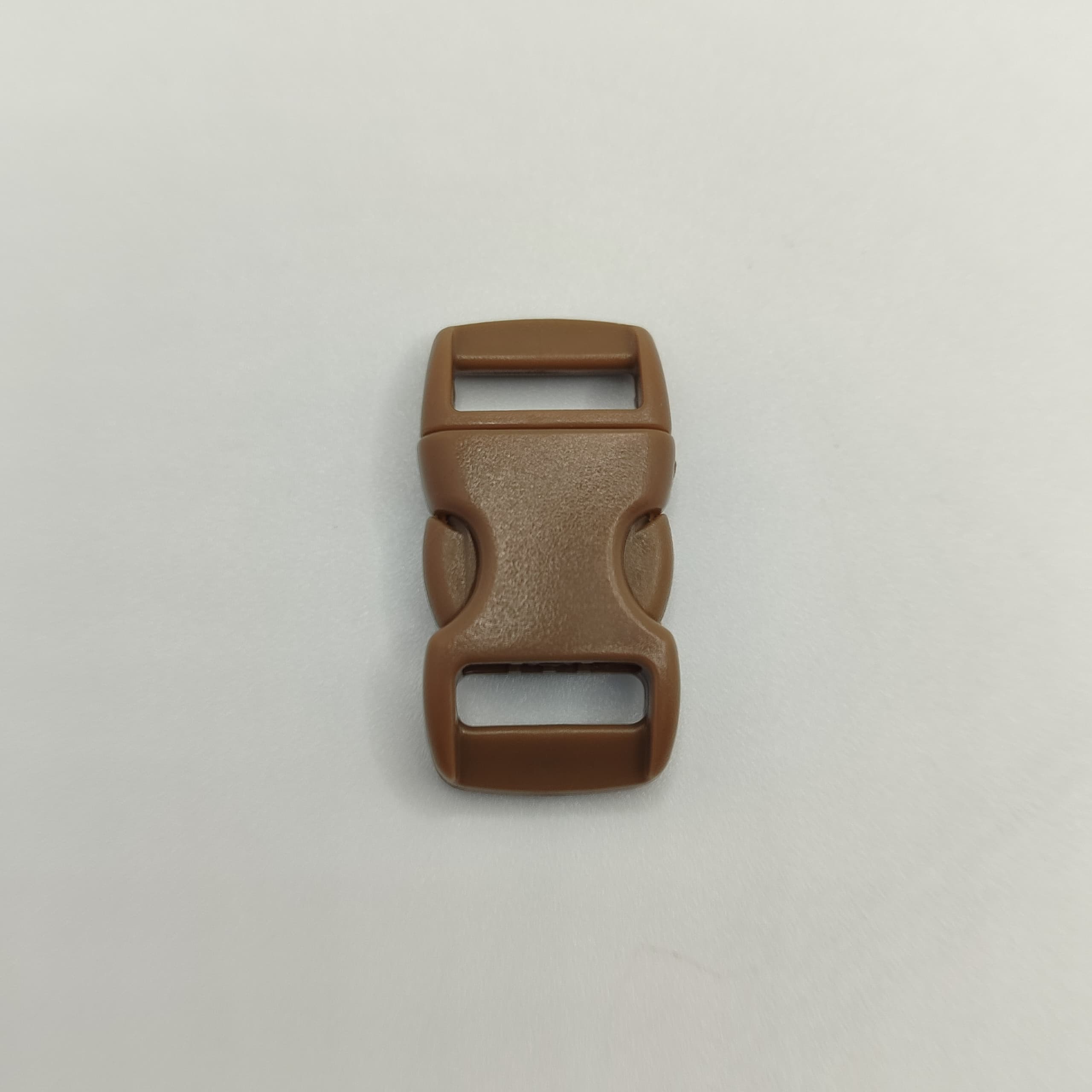BROCHE SENCILLO MARRON CLARODE PARACOR
