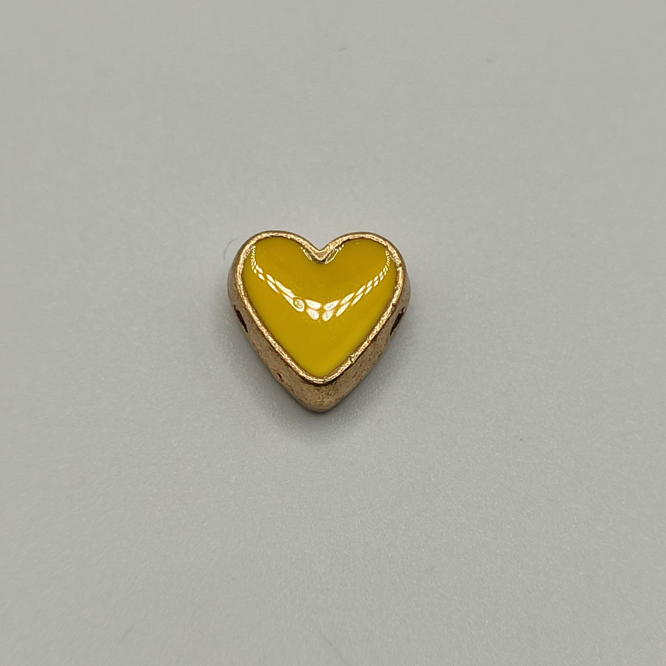 PASADOR ESMALTADO CORAZON AMARILLO