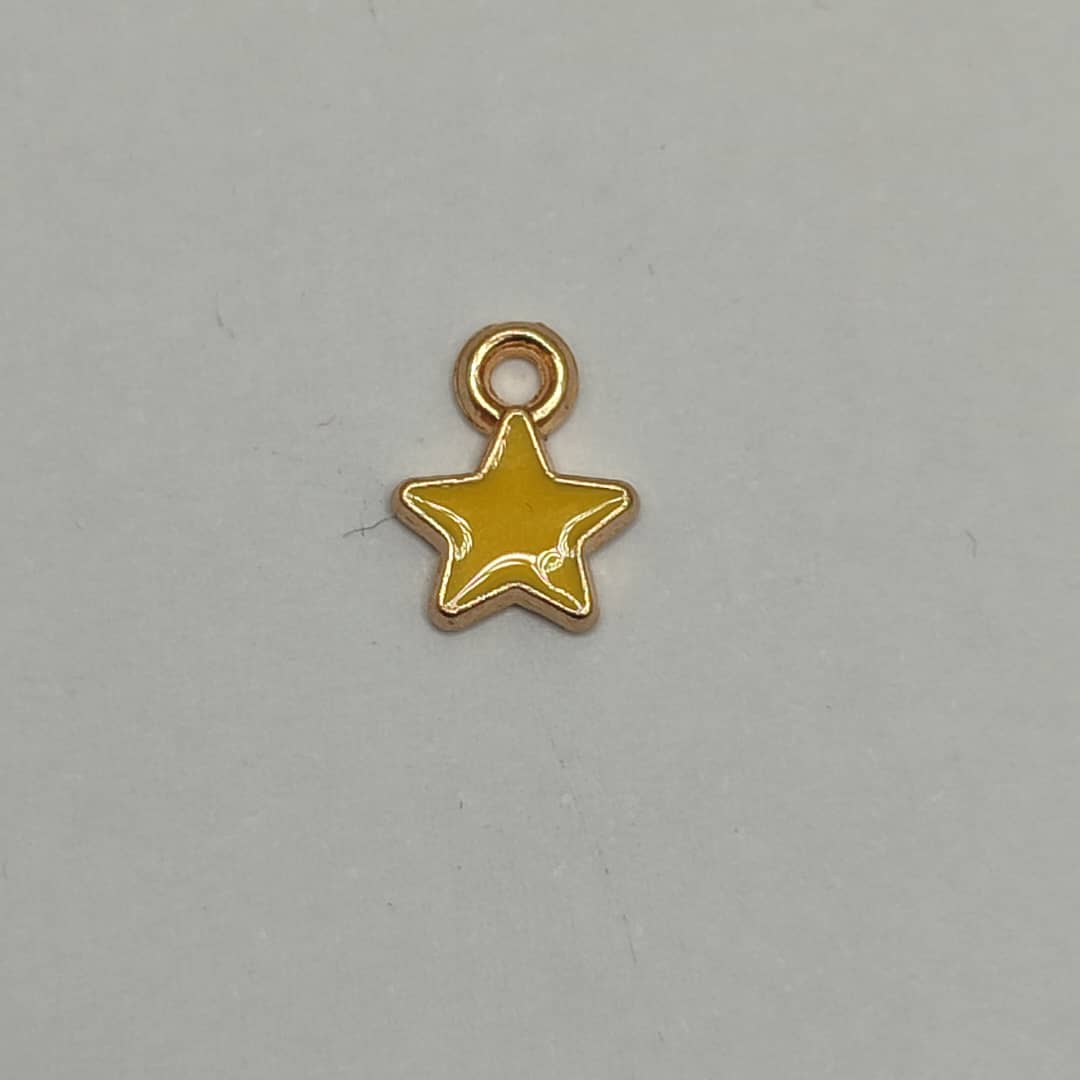 DIJE ESMALTADO ESTRELLITA AM ARILLA