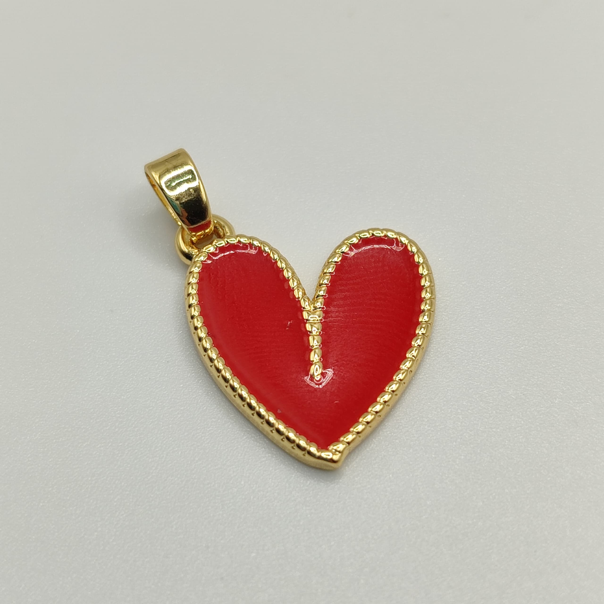 DIJE ESMALTADO CORAZON ROJO GRD