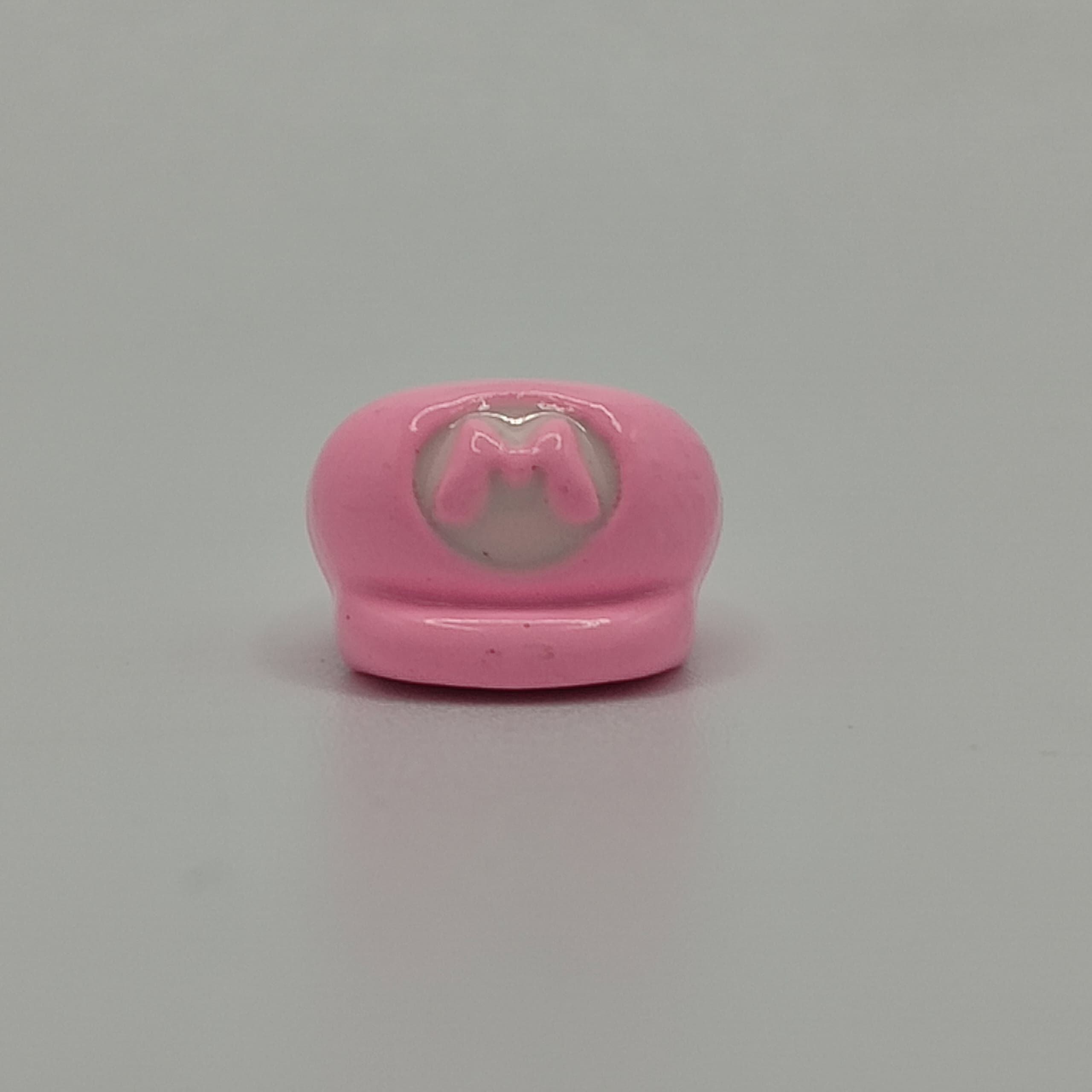 PASADOR ESMALTADO GORRA DE MARIO  ROSAD