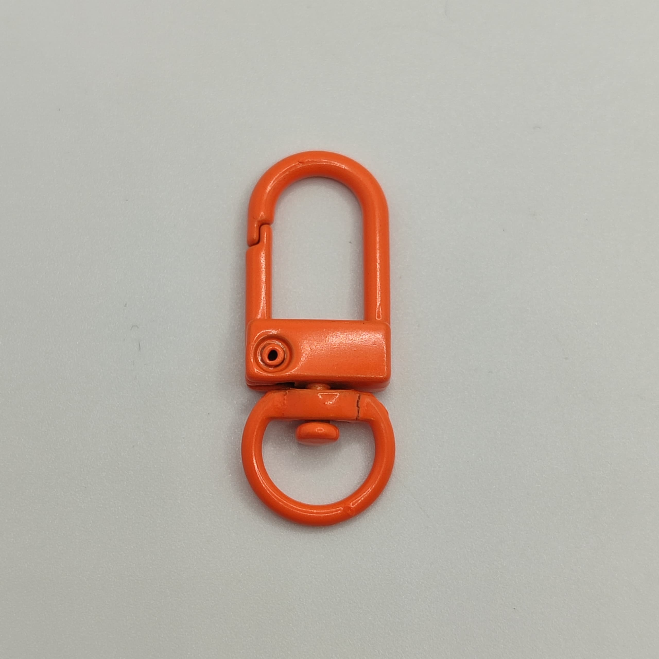 BROCHE ESMALTADO NARANJA