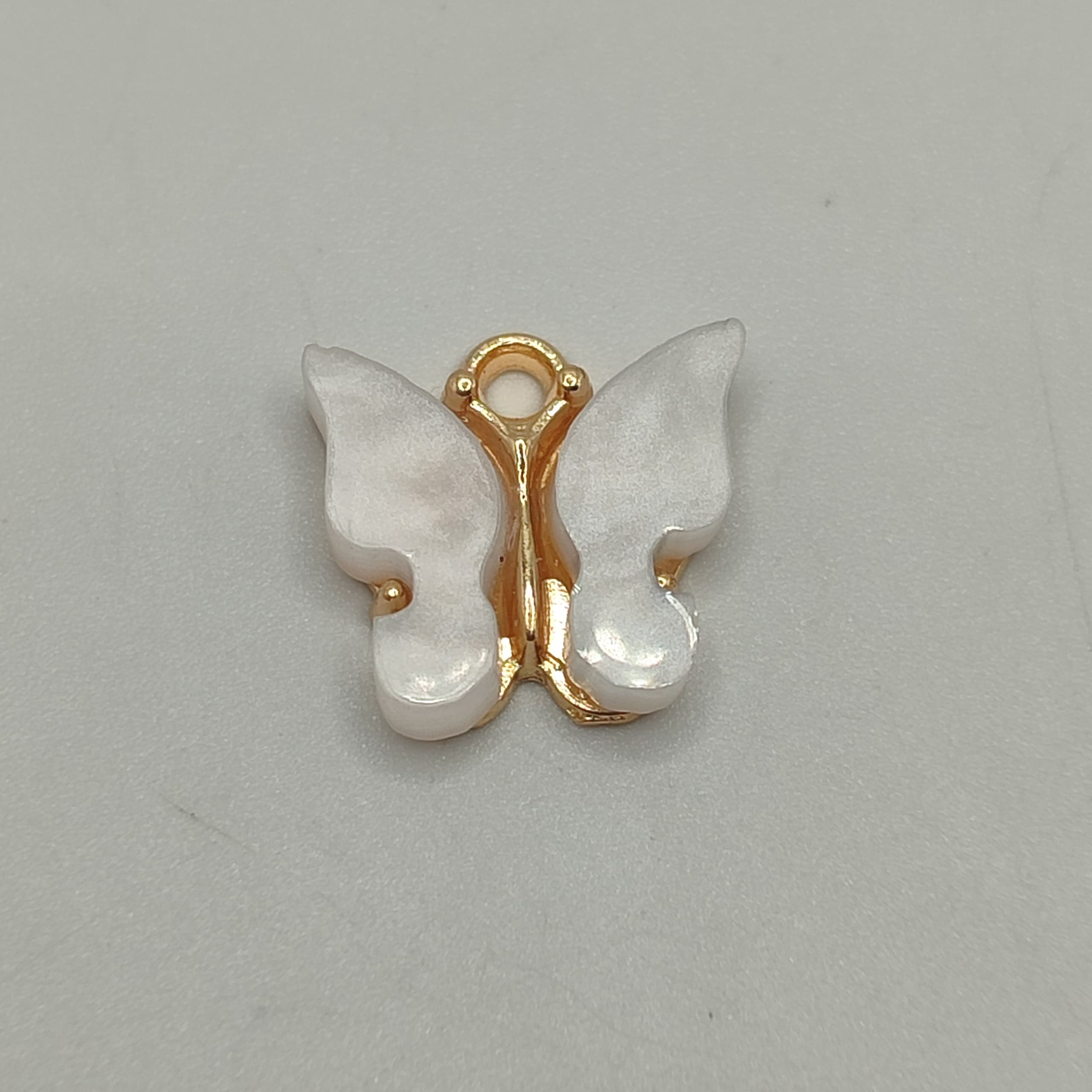 MARIPOSA NACAR DIJE BLANCA