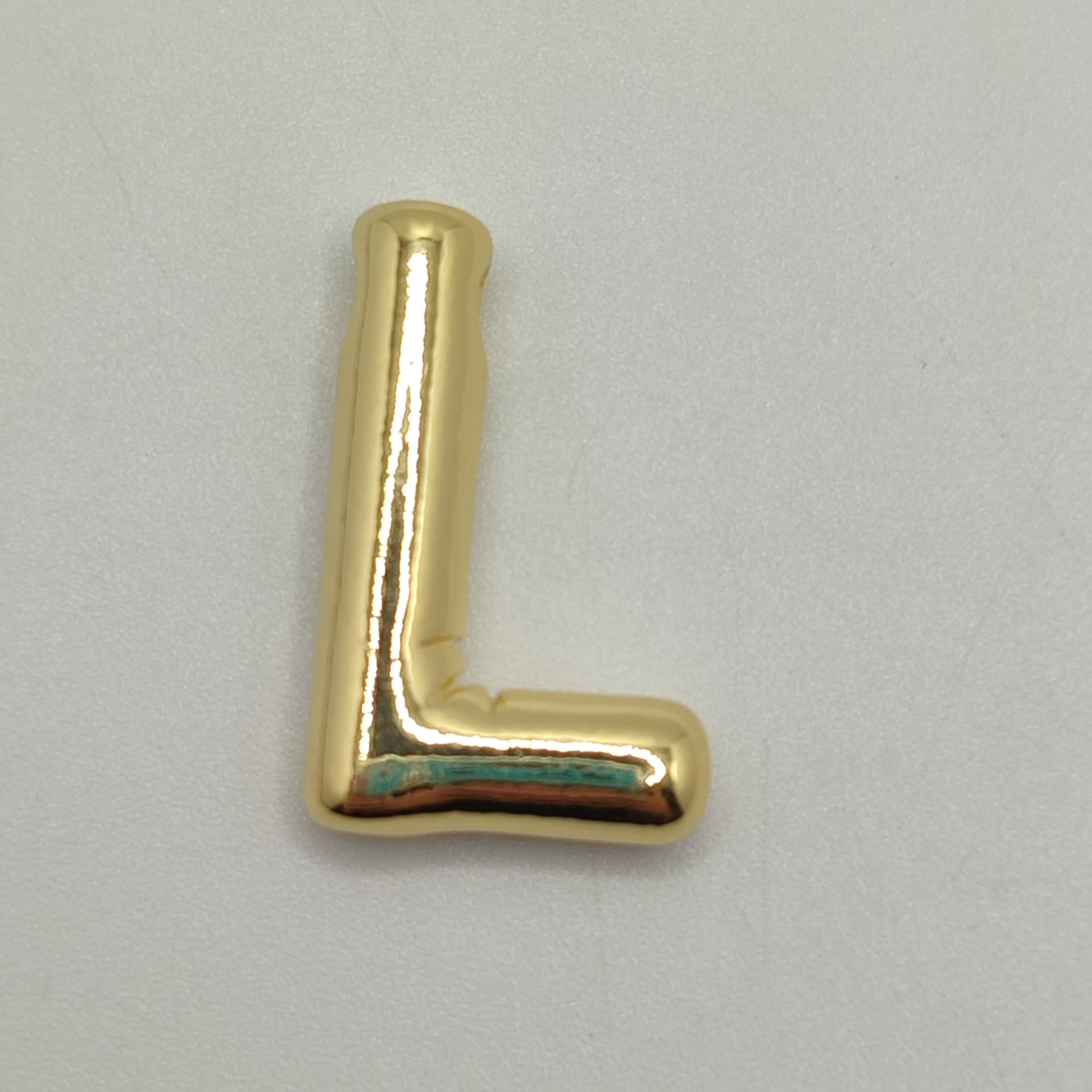 ORO CHINO LETRA L