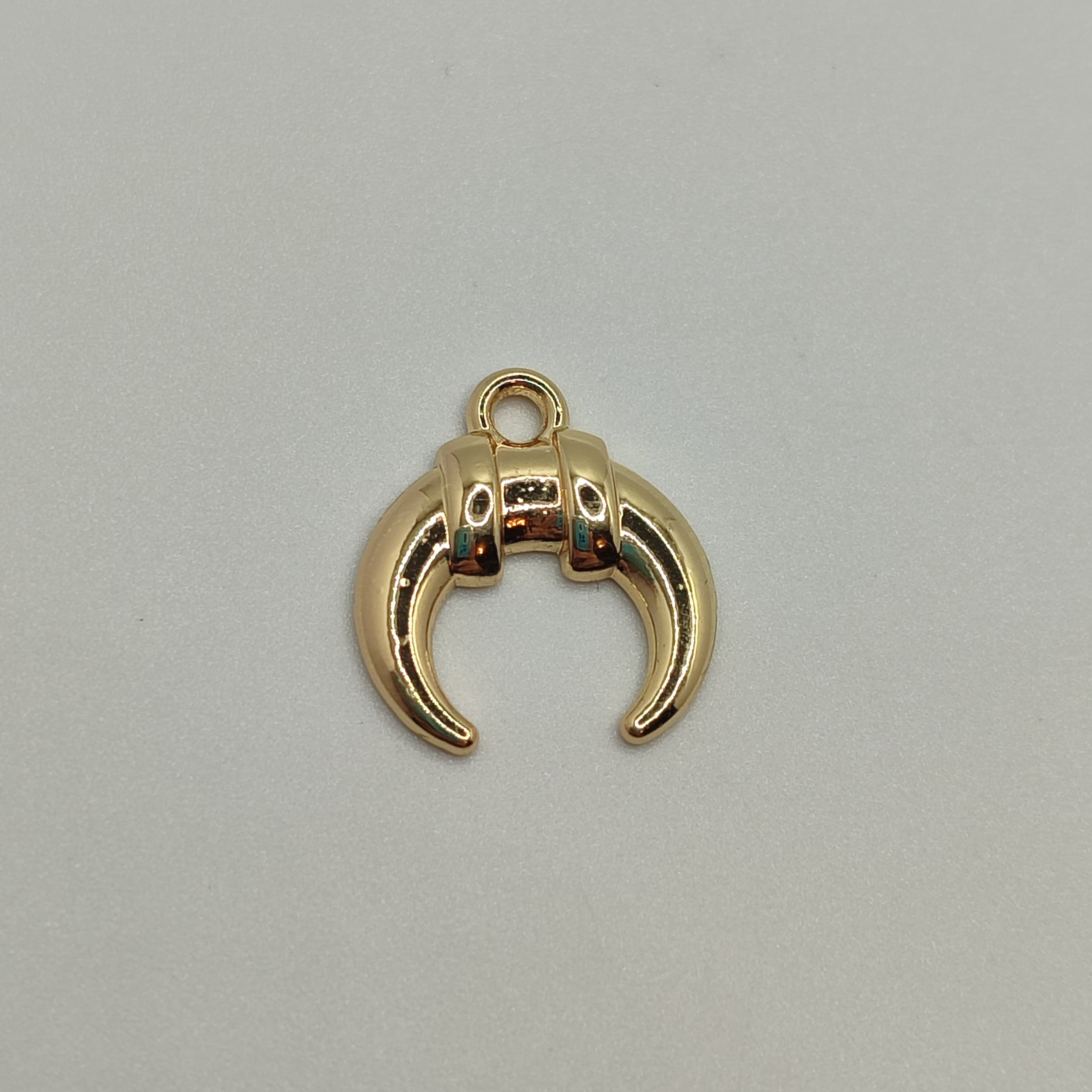 ORO CHINO DIJE CUERNITOS
