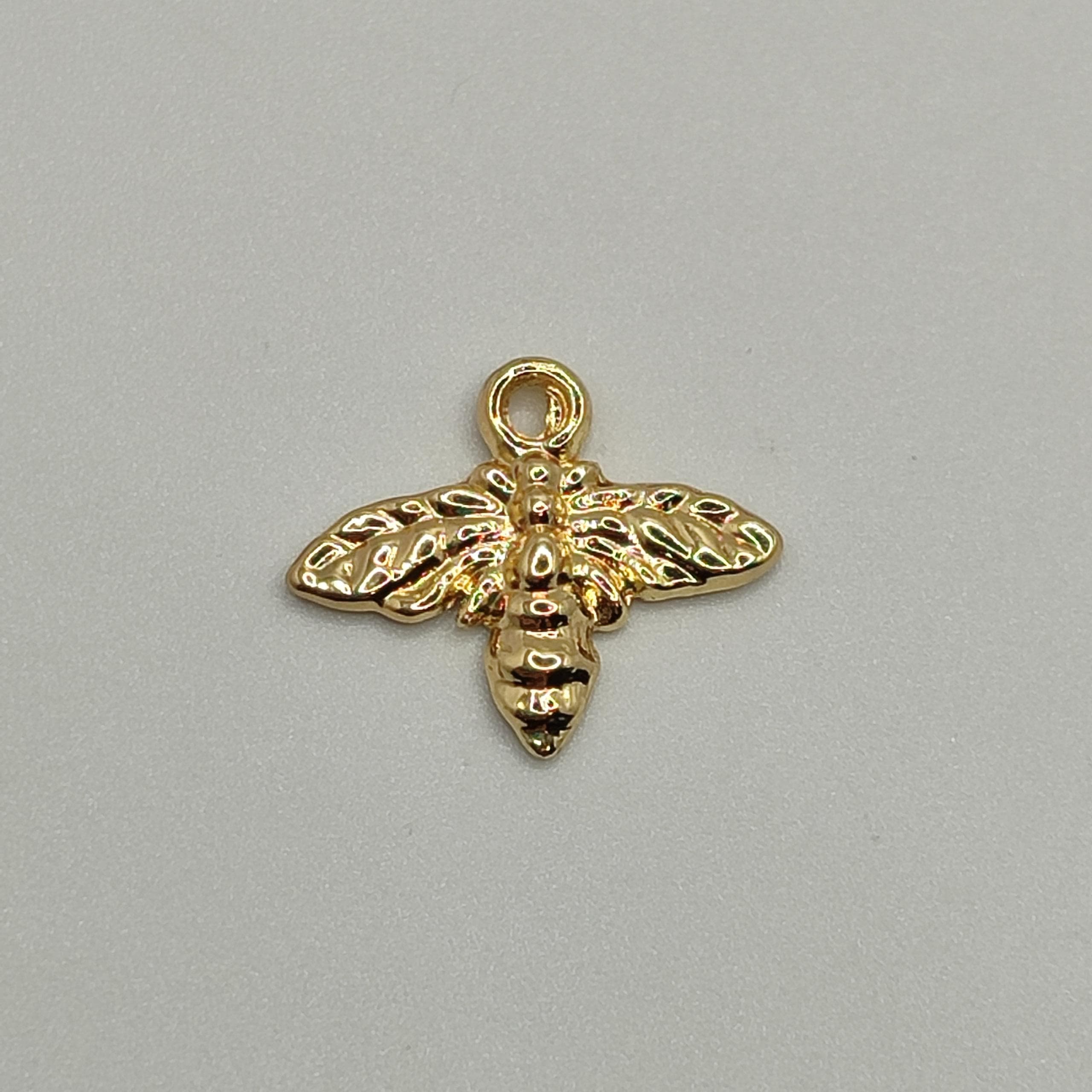 ORO CHINO DIJE AVISPA
