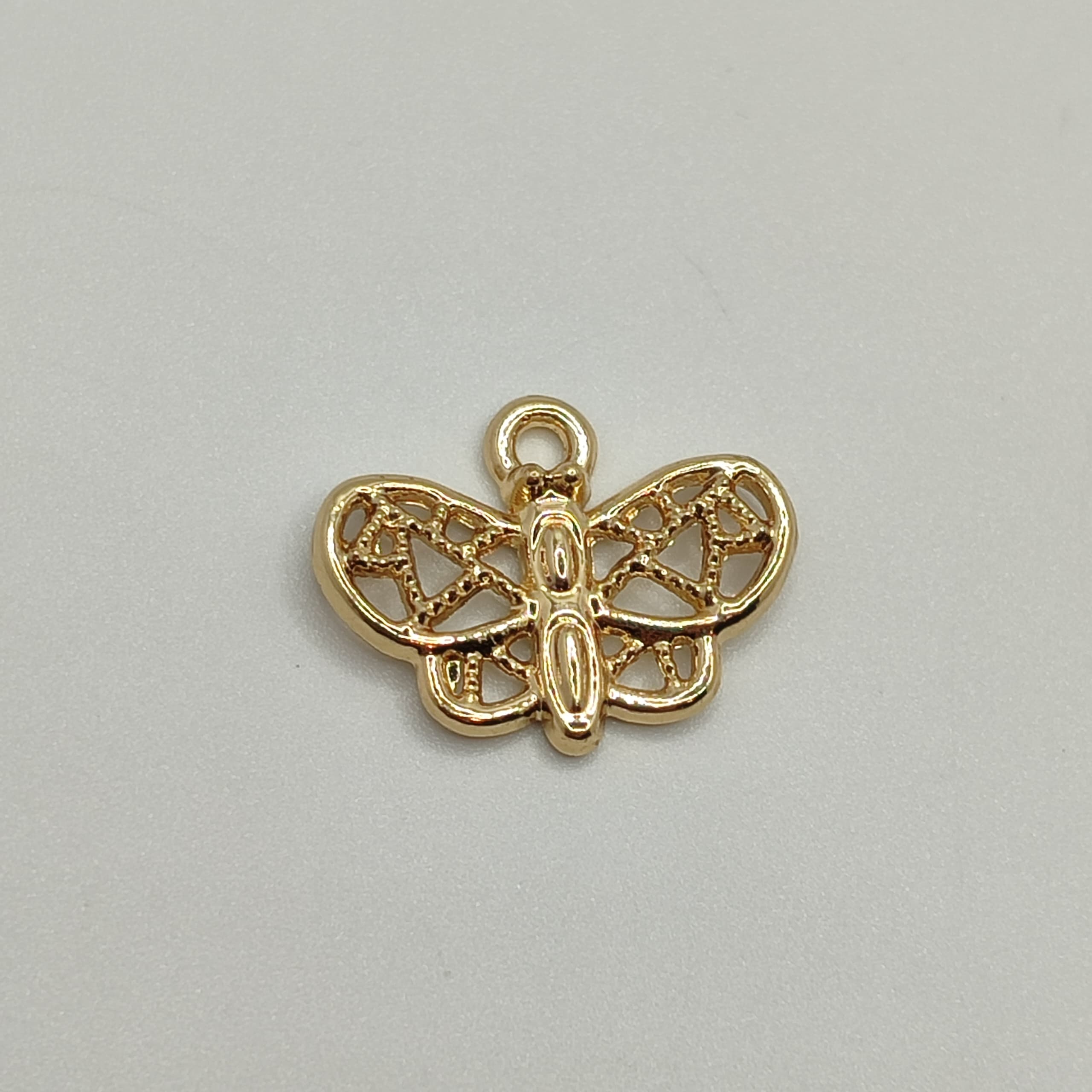 ORO CHINO DIJE MARIPOSA ALAS REDONDAS