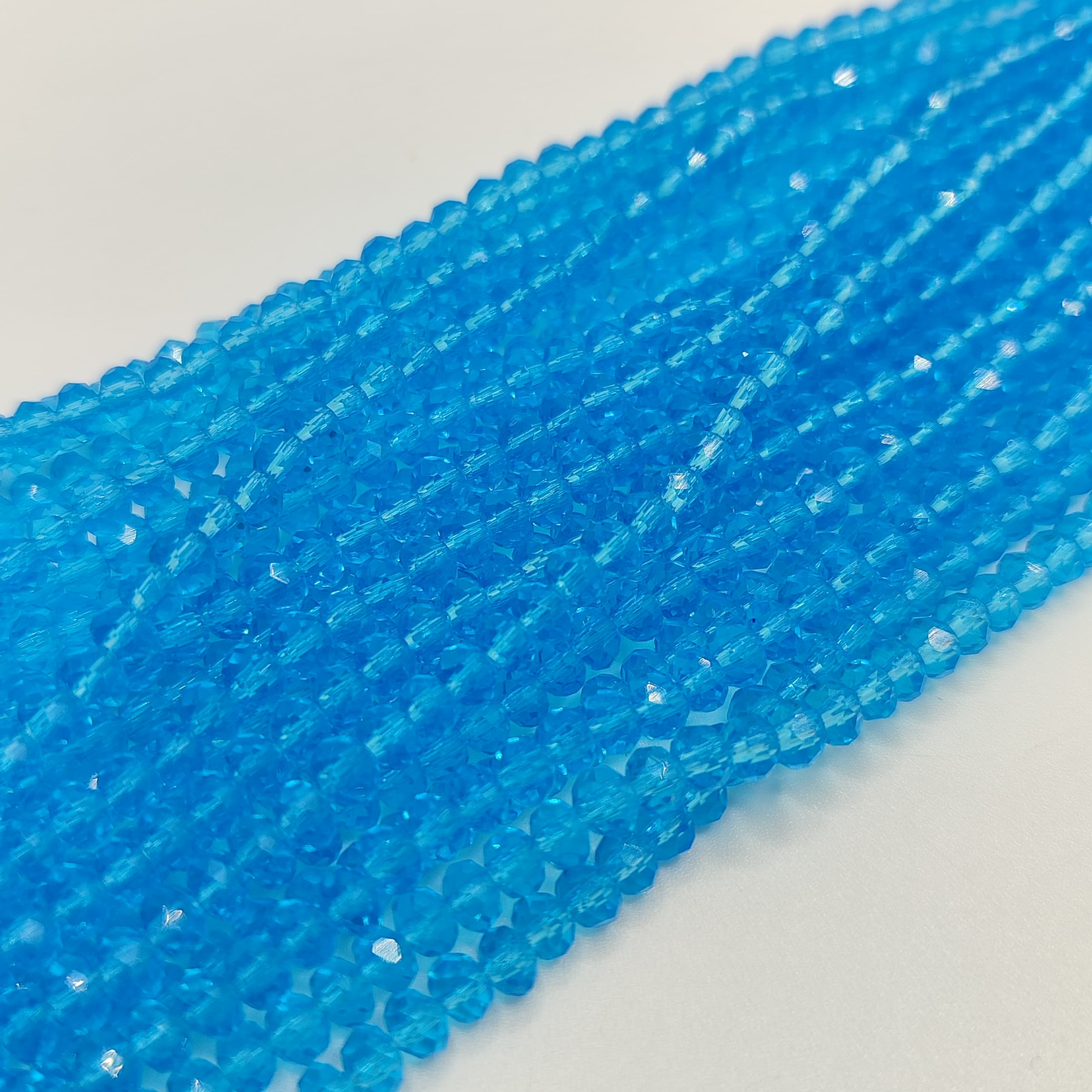 CRISTAL CHECO AZUL CIELO 4MM NATURAL