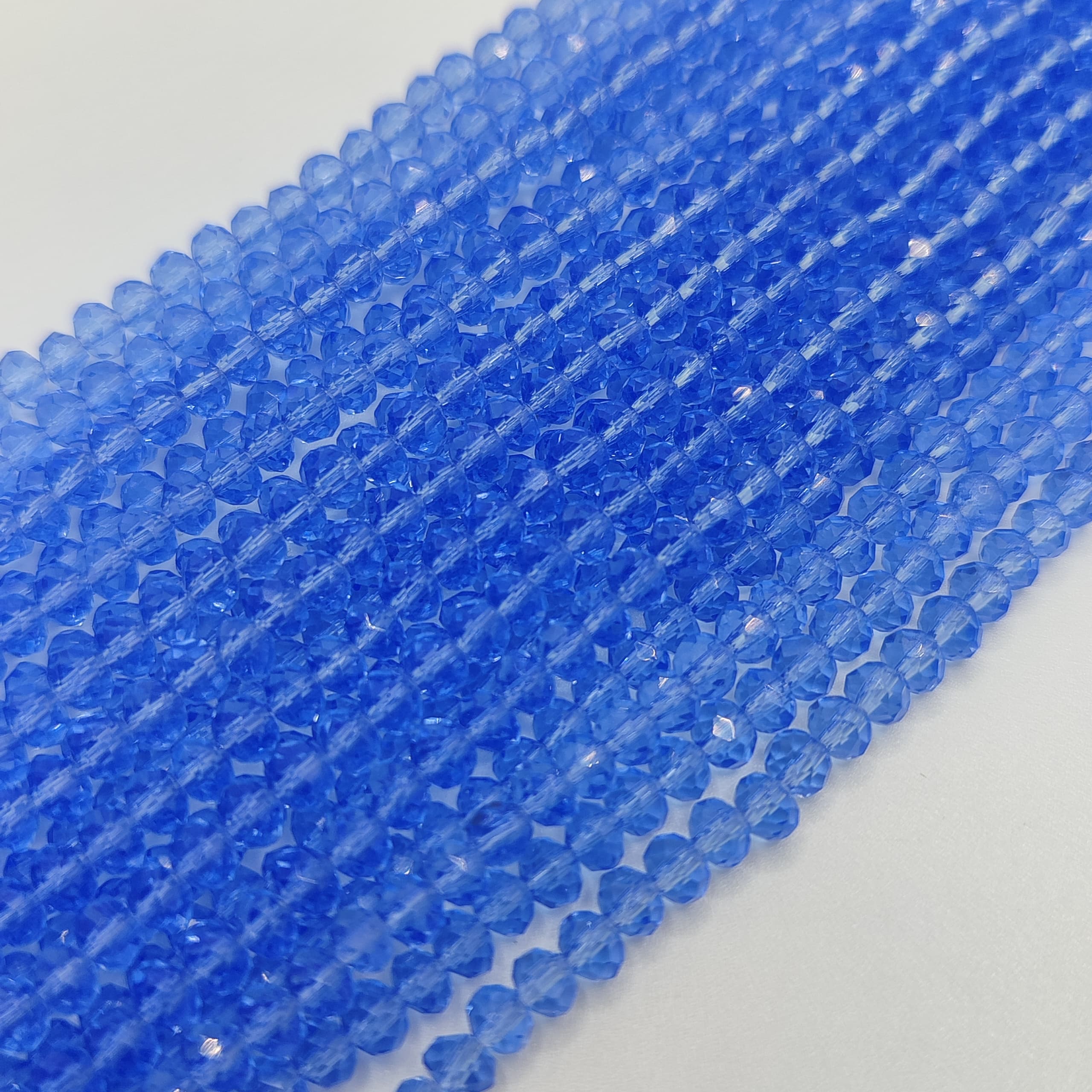 CRISTAL CHECO AZUL CLARO 4MM NATURAL