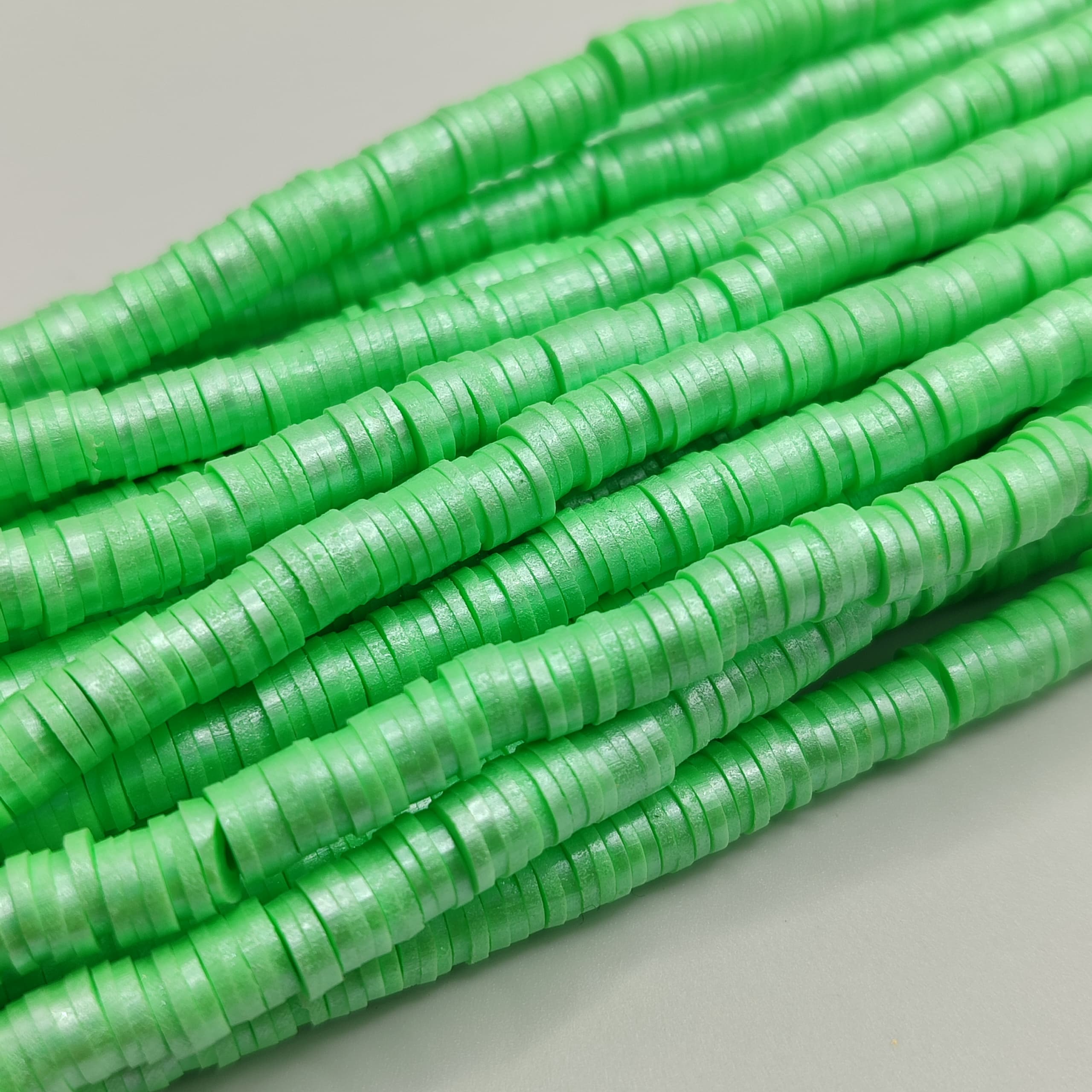PUCA VERDE NEON  METALIZADA