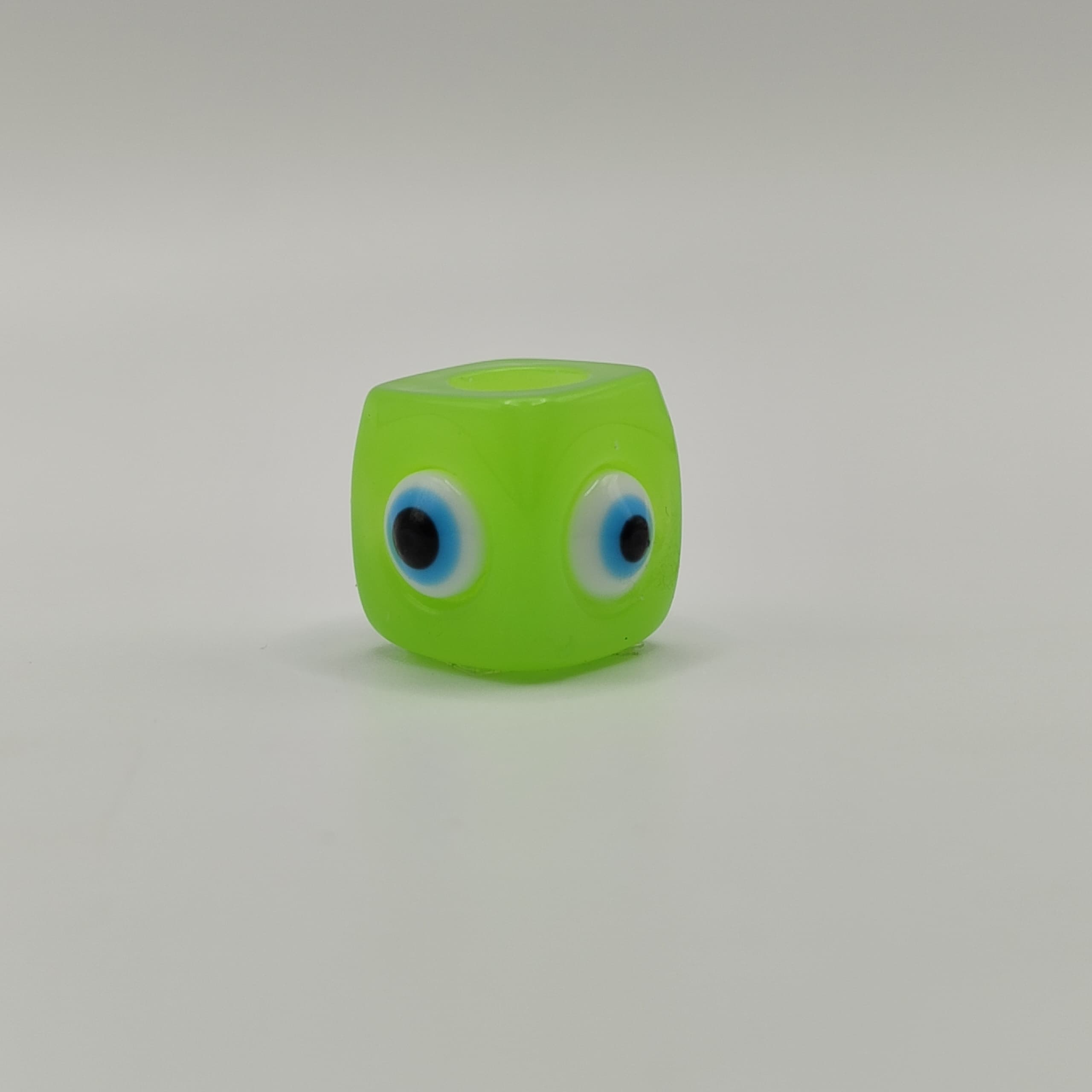 RESINA OJO CUBO VERDE