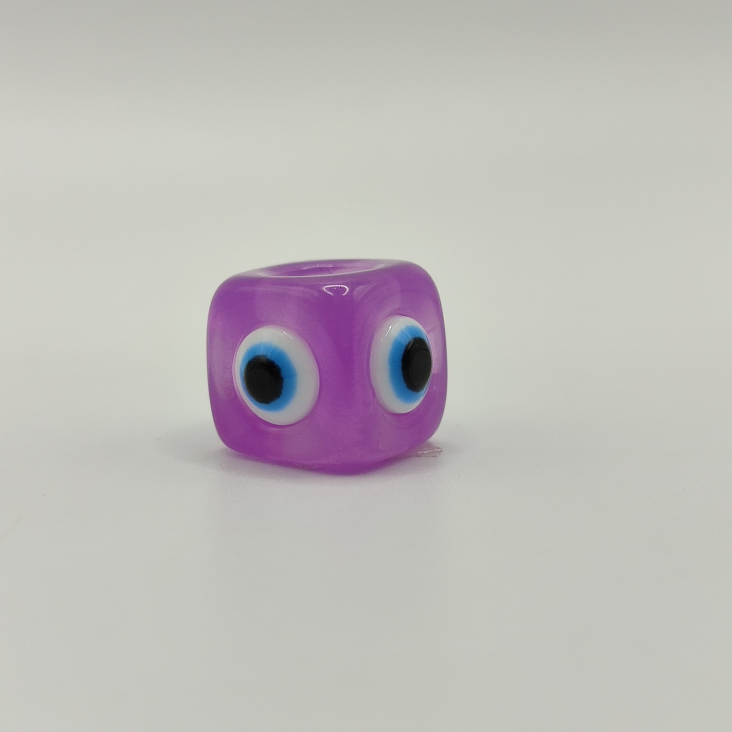 RESINA OJO CUBO MORADO CLARO
